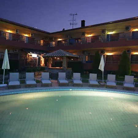 Zeus Hotel 3*